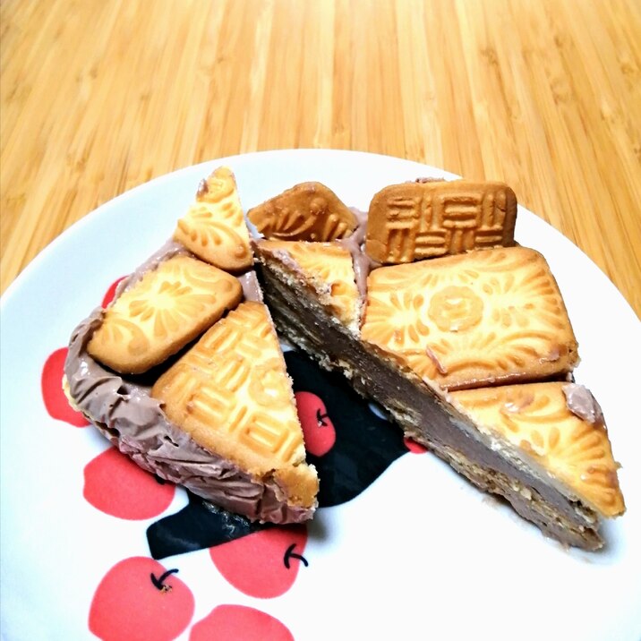 材料3つ！焼かないビスケットチーズケーキ